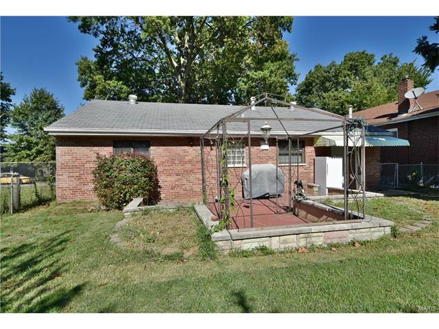 5010 Dewey Avenue, St Louis, MO 63116