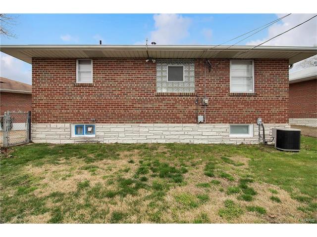 4604 Fendler, St Louis, MO 63116