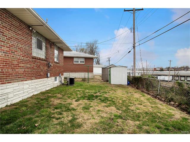 4604 Fendler, St Louis, MO 63116