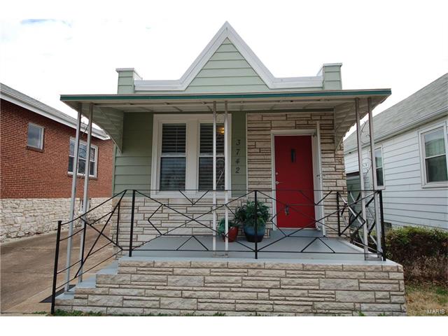 3742 Blow, St Louis, MO 63116