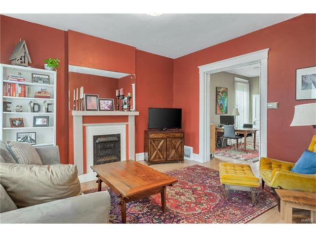 4016 Meramec, St Louis, MO 63116