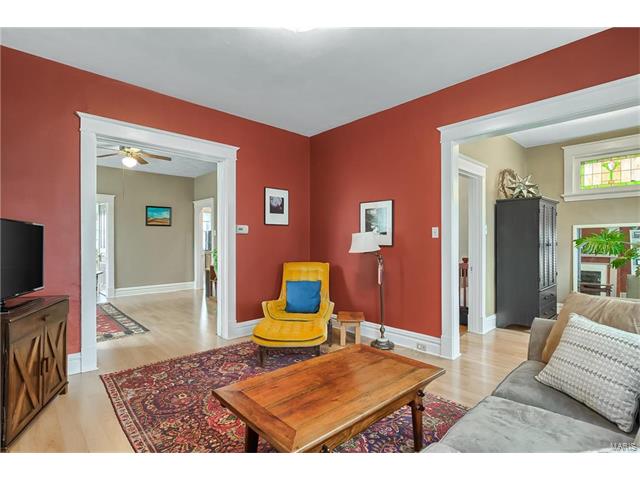 4016 Meramec, St Louis, MO 63116