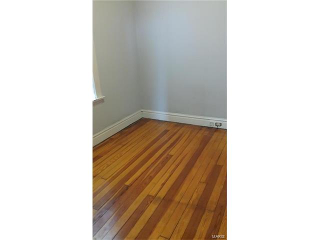 3708 Gustine Avenue, St Louis, MO 63116