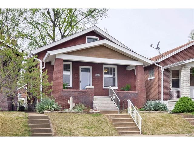 4814 Goethe Avenue, St Louis, MO 63116