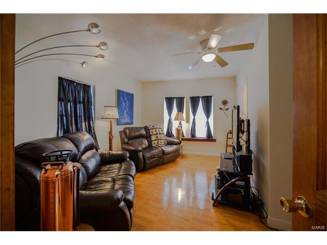 4342 Frieda Avenue, St Louis, MO 63116