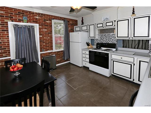 7326 Eugene Avenue, St Louis, MO 63116