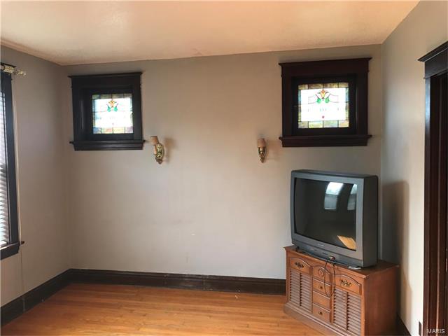 3541 South Spring Avenue, St Louis, MO 63116