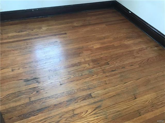 3541 South Spring Avenue, St Louis, MO 63116