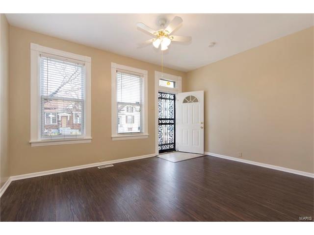 4066 Taft Avenue, St Louis, MO 63116