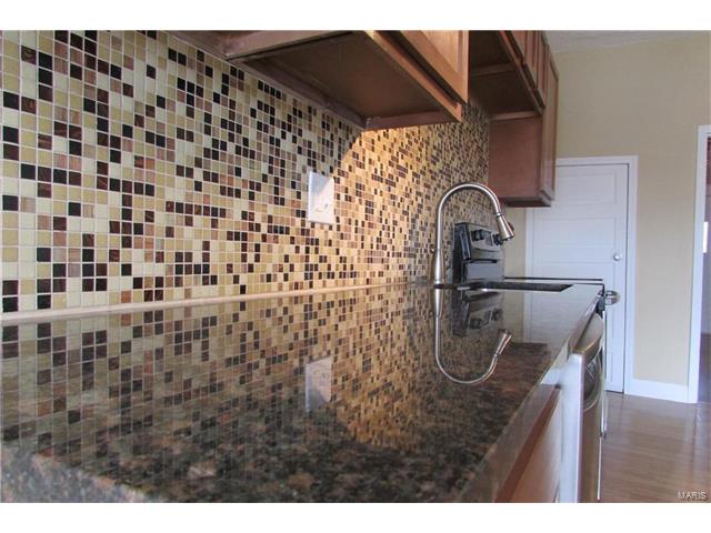 4326 Itaska, St Louis, MO 63116
