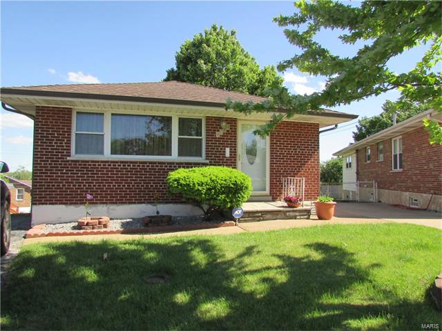 4724 Collins, St Louis, MO 63116