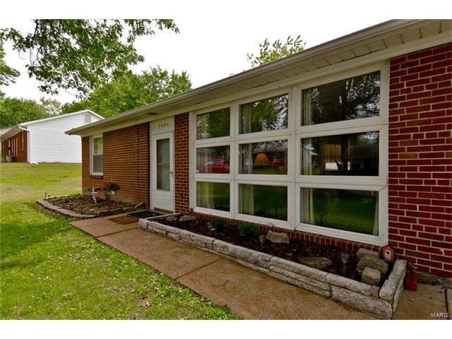7424 Jeanene Avenue, St Louis, MO 63116