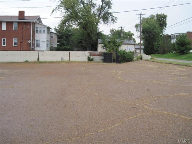 3657 Gravois Avenue, St Louis, MO 63116