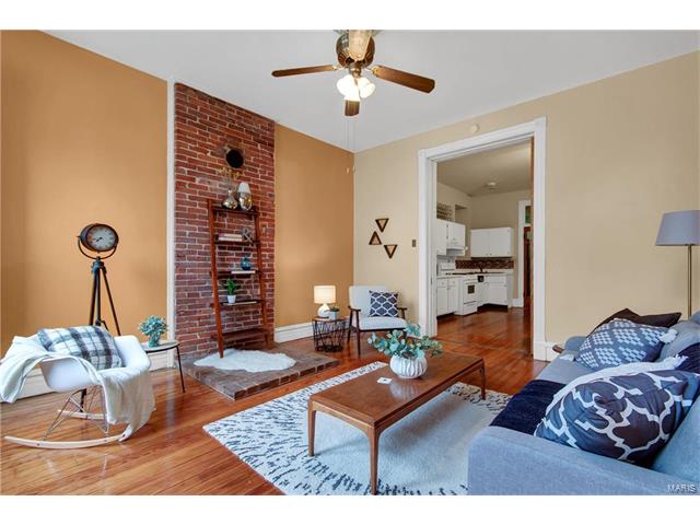 2208 Wyoming Street, St Louis, MO 63118