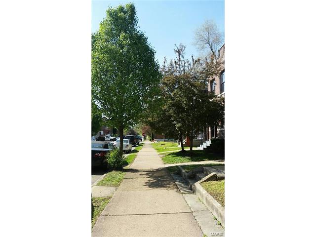 2857 Texas Avenue, St Louis, MO 63118