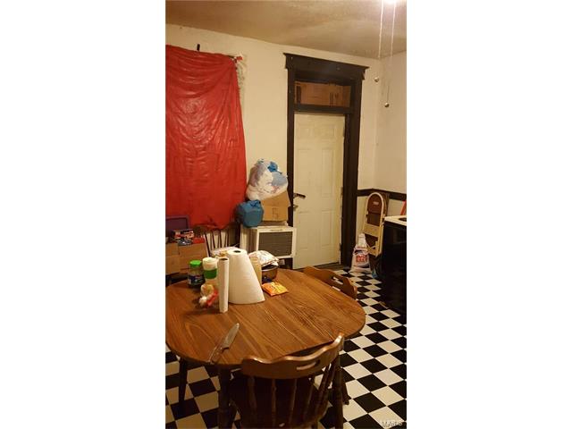 2857 Texas Avenue, St Louis, MO 63118