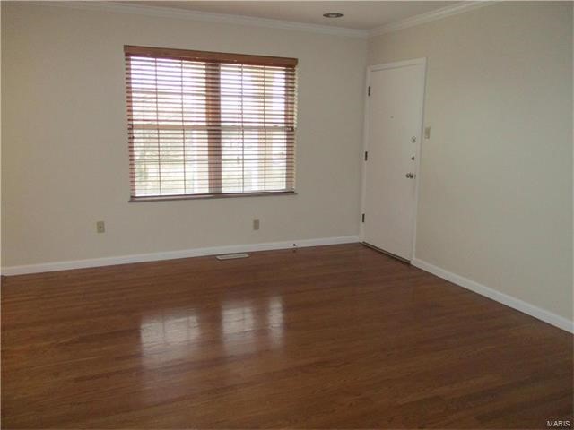 934 Marshall Avenue, Webster Groves, MO 63119