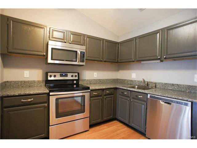 7501 Triwoods Drive, Shrewsbury, MO 63119