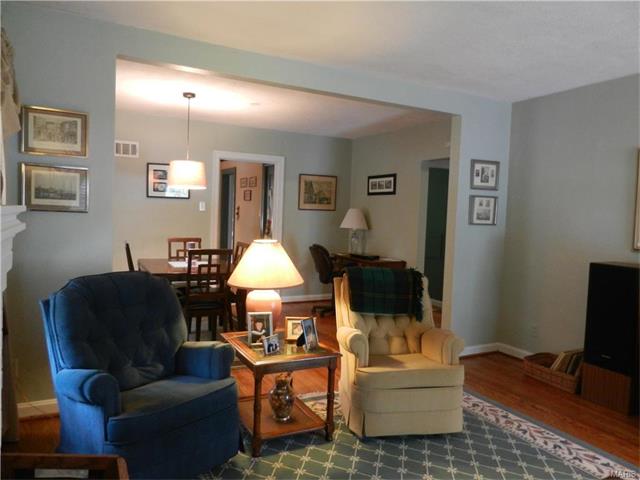 7500 Nottingham Avenue, St Louis, MO 63119