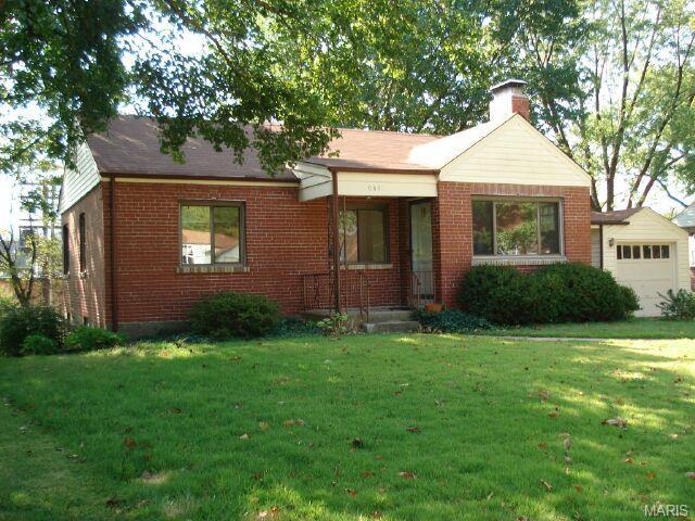 664 Deerhurst, St Louis, MO 63119