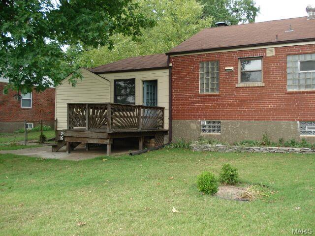 664 Deerhurst, St Louis, MO 63119