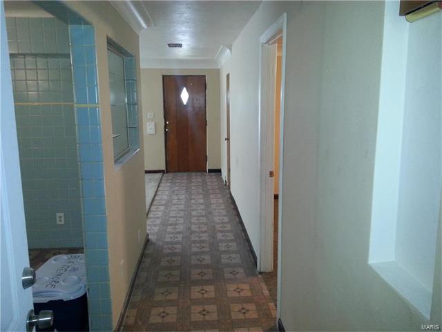 5842 West Florissant Avenue, St Louis, MO 63120