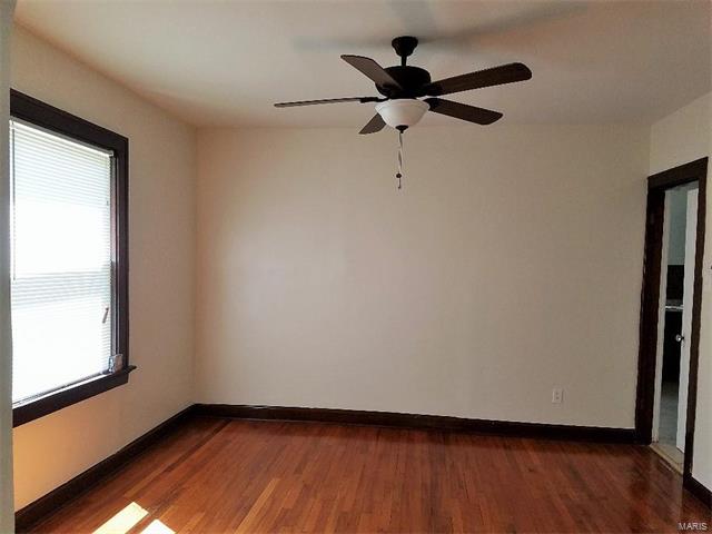 3845 Melba Place, St Louis, MO 63121