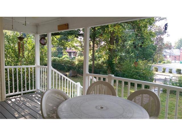 7629 Augusta Avenue, St Louis, MO 63121