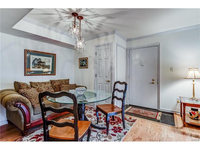 514 Nirk Avenue, St Louis, MO 63122