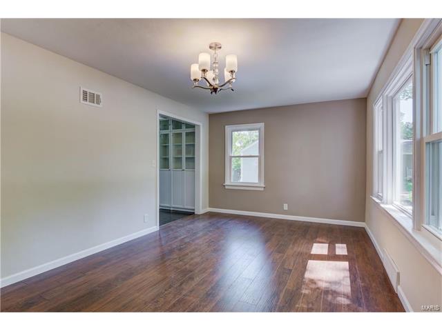 339 Reardon, St Louis, MO 63122