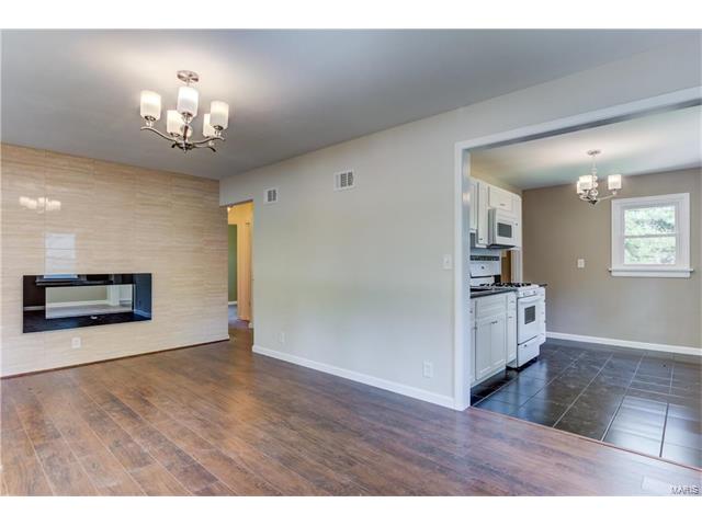 339 Reardon, St Louis, MO 63122
