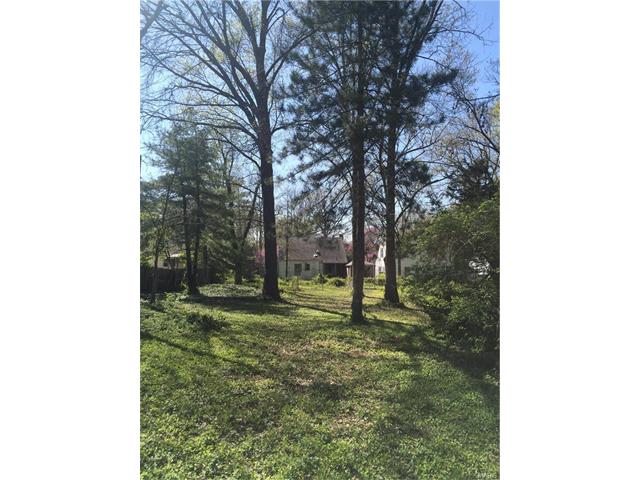 1166 Geyer, Kirkwood, MO 63122