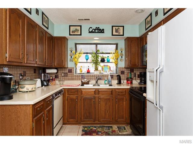 2000 Meadowtree LANE 2, St Louis, United States 63122