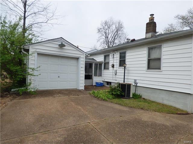 9434 Upland, St Louis, MO 63123