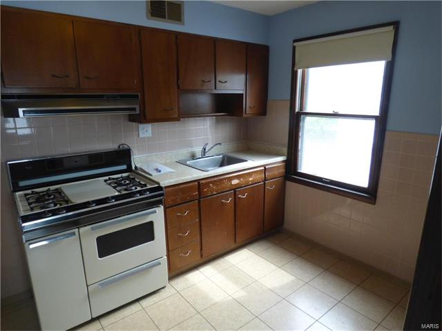 9434 Upland, St Louis, MO 63123