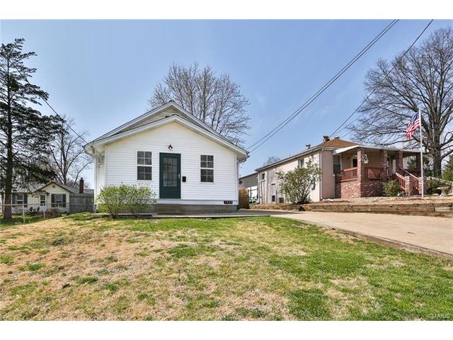 7933 Joel Avenue, St Louis, MO 63123