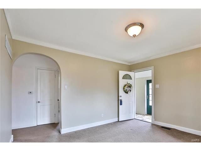 7933 Joel Avenue, St Louis, MO 63123