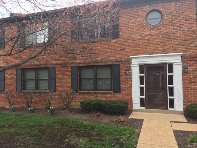 7937 Royal Arms Court, St Louis, MO 63123