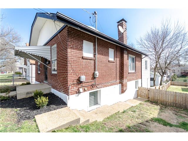 8528 Kathleen Avenue, St Louis, MO 63123