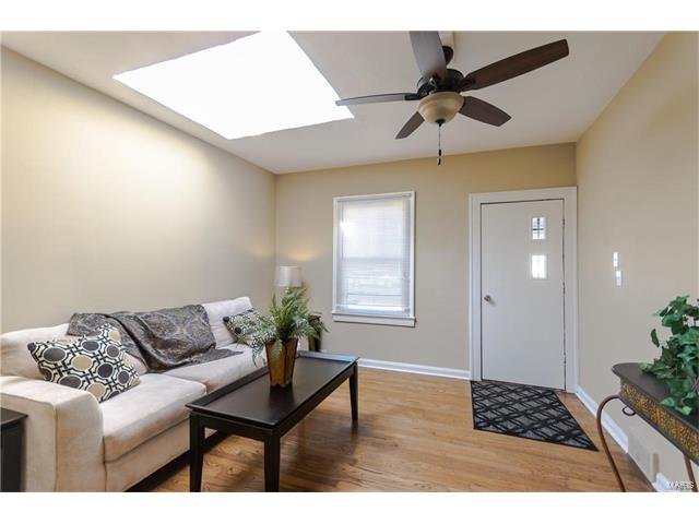 8528 Kathleen Avenue, St Louis, MO 63123