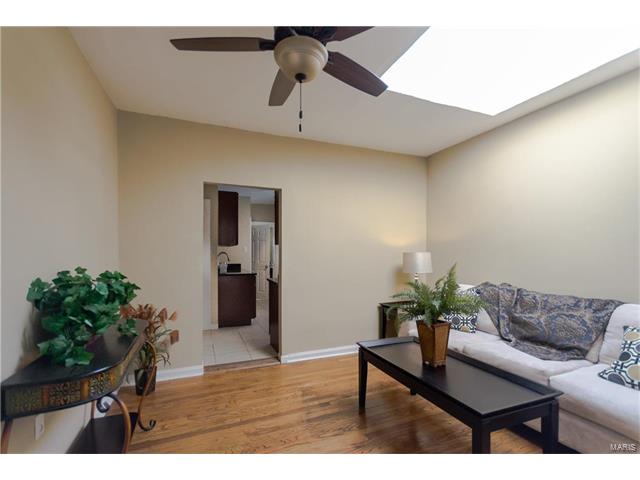 8528 Kathleen Avenue, St Louis, MO 63123
