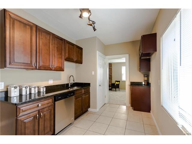 8528 Kathleen Avenue, St Louis, MO 63123