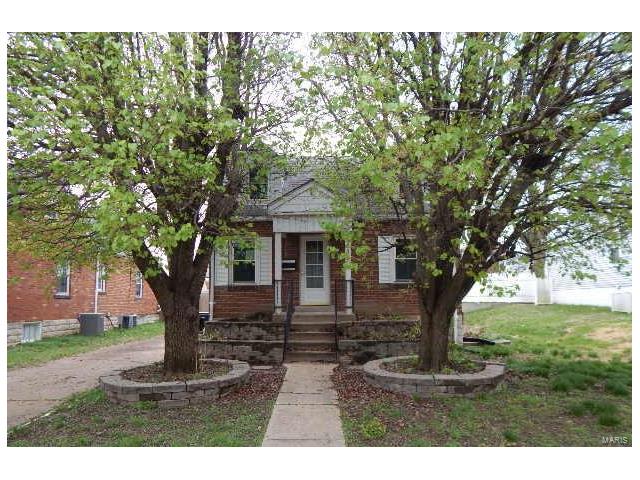 8800 Brenda Avenue, St Louis, MO 63123