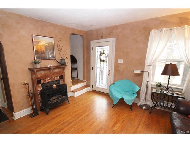 6227 Bixby Avenue, St Louis, MO 63123
