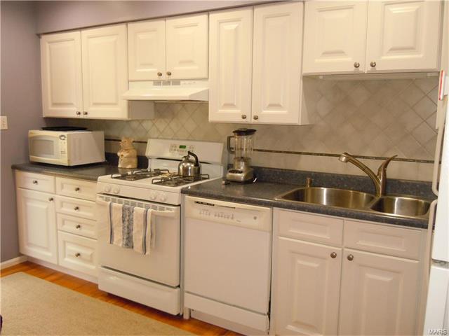 10021 Puttington, St Louis, MO 63123