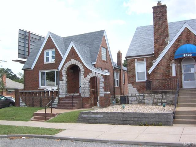 8618 Gravois, St Louis, MO 63123