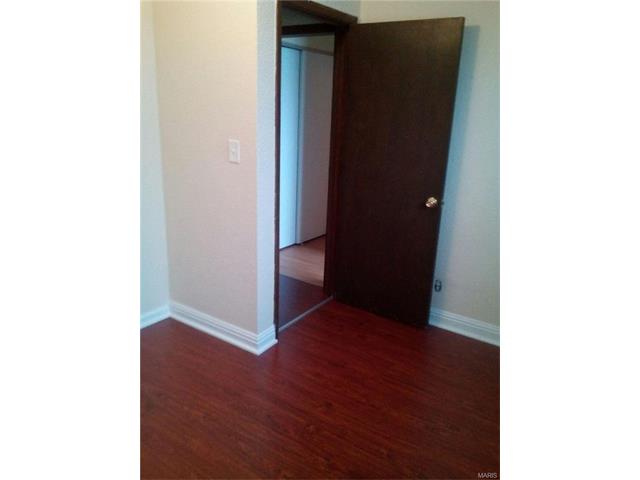 8510 Kathleen Avenue, St Louis, MO 63123