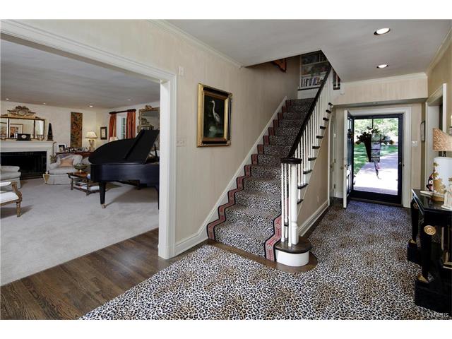 1 Bridle Creek Road, Ladue, MO 63124
