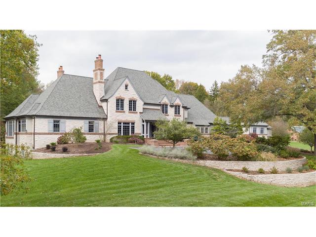 31 Somerset Downs, Ladue, MO 63124