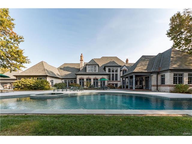 31 Somerset Downs, Ladue, MO 63124